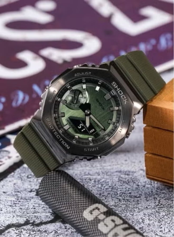 شوك ساعة كاسيو جي شوك للرجال باللون الأخضر، تناظرية/رقمية، التوقيت العالمي GM-2100B-3A - Image 4